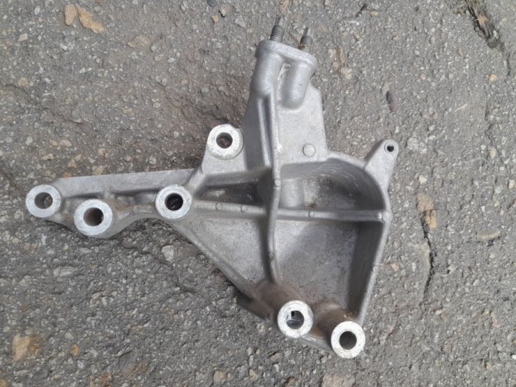 1231531091 | Кронштейн двигателя LEXUS RX300/330/350/400 03-09 - Фото 2