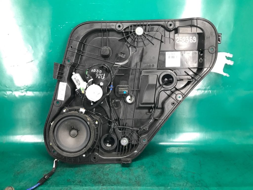 83481-B2000 | Стеклоподъемник задн. прав. KIA SOUL PS 13-19