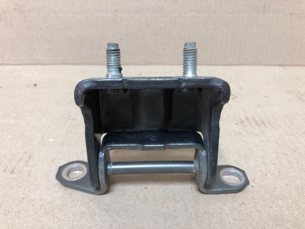 82400-9AM0A | Петля двери верхняя задн. прав. INFINITI QX60/JX35 12-20 - Фото 3