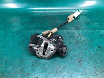 Замок двері передн. прав. LEXUS RX300/330/350/400 03-09