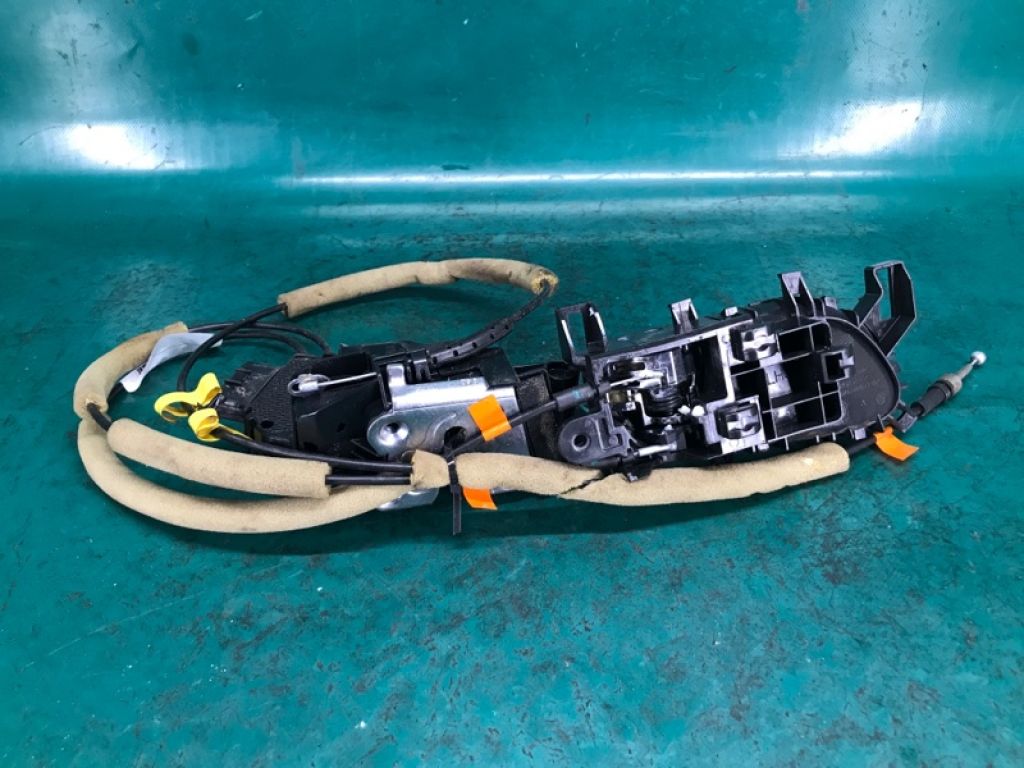 82501-3SG0A | Замок двері задн. лів. NISSAN SENTRA B17 12-21 - Фото 4