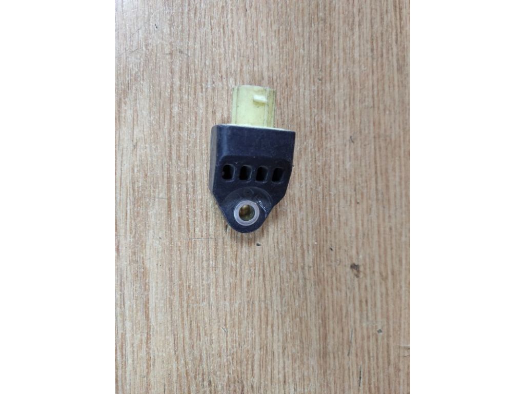 89831-33030 | Датчик удара TOYOTA CAMRY 40 06-11