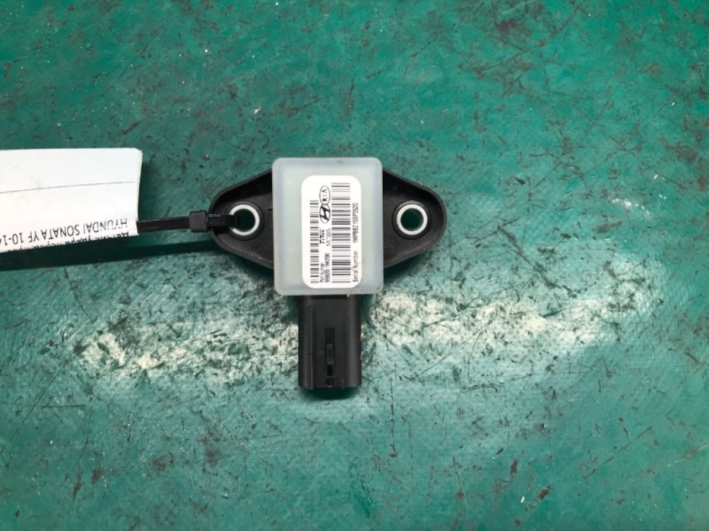 95920-1M200 | Датчик удара передн. прав. HYUNDAI SONATA YF 10-14
