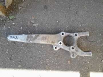 Кулак поворотний передн. лів. LEXUS IS250/350 05-13