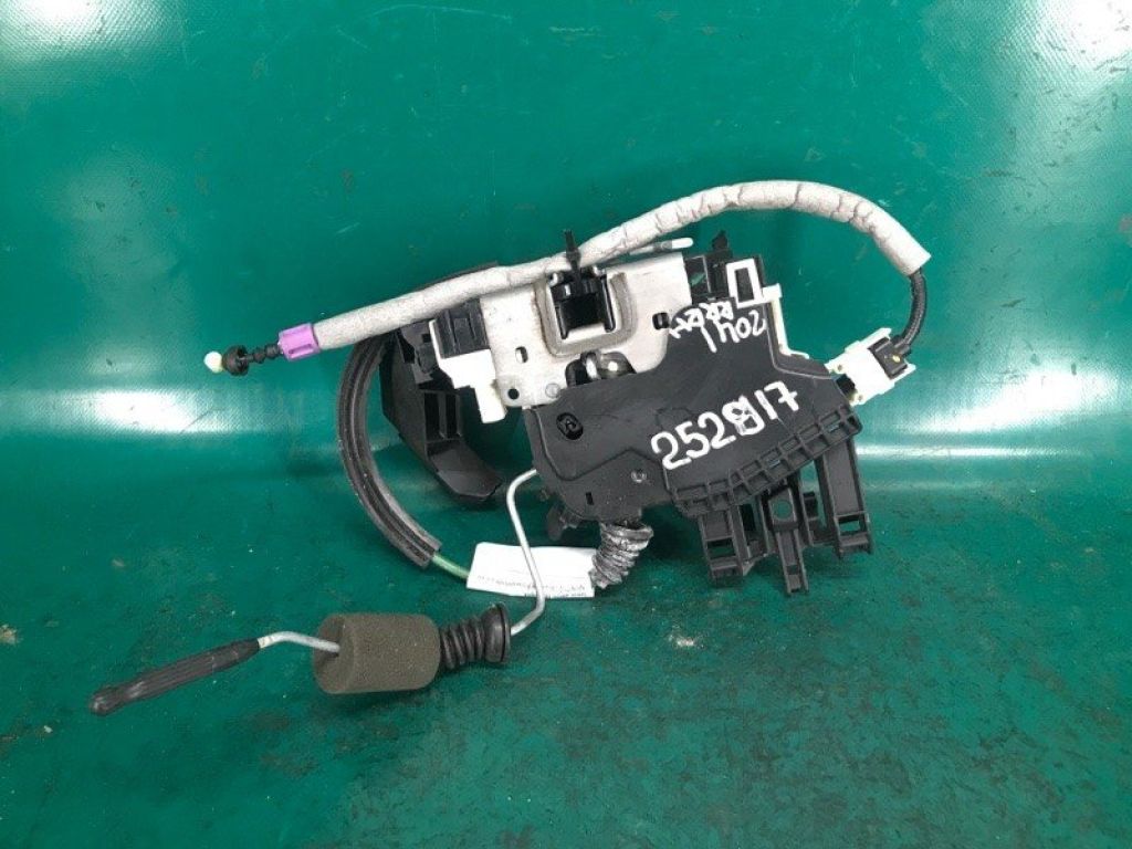 82500-5DC0B | Замок двери задн. прав. INFINITI QX30 16-20
