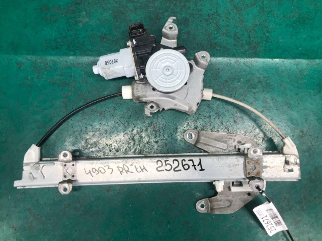 82721-JM00A | Склопідйомник задн. лів. NISSAN ROGUE 08-15