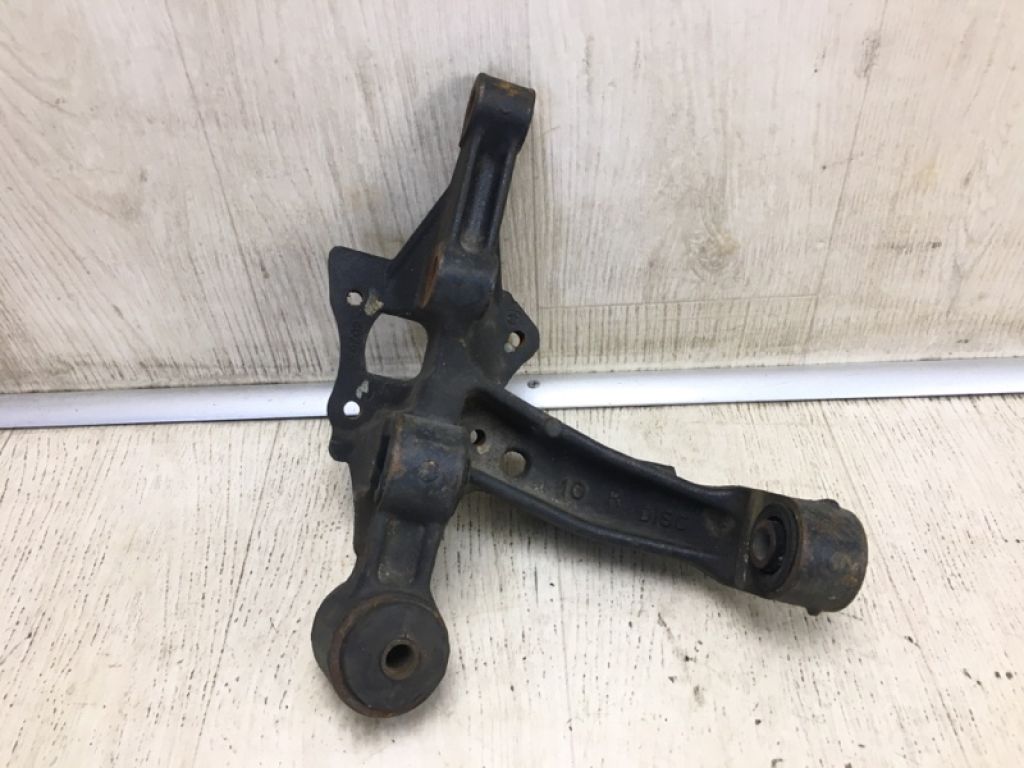 42304-06100 | Цапфа задн. прав. TOYOTA CAMRY 40 06-11