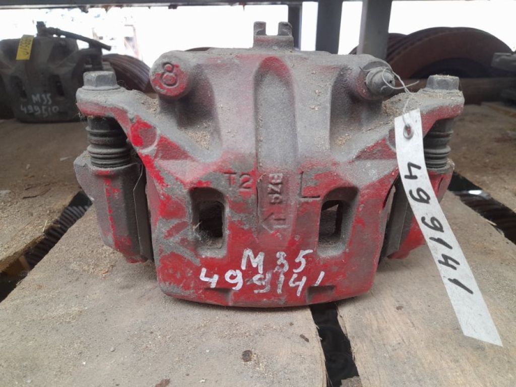 41011-EG50A | Супорт гальмівний передн. лів. INFINITI M35/M45 04-10