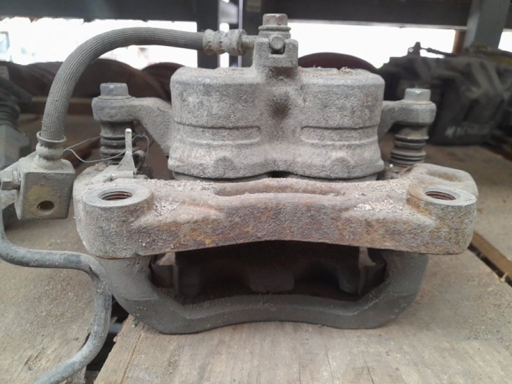 41011-EG50A | Супорт гальмівний передн. лів. INFINITI M35/M45 04-10 - Фото 3