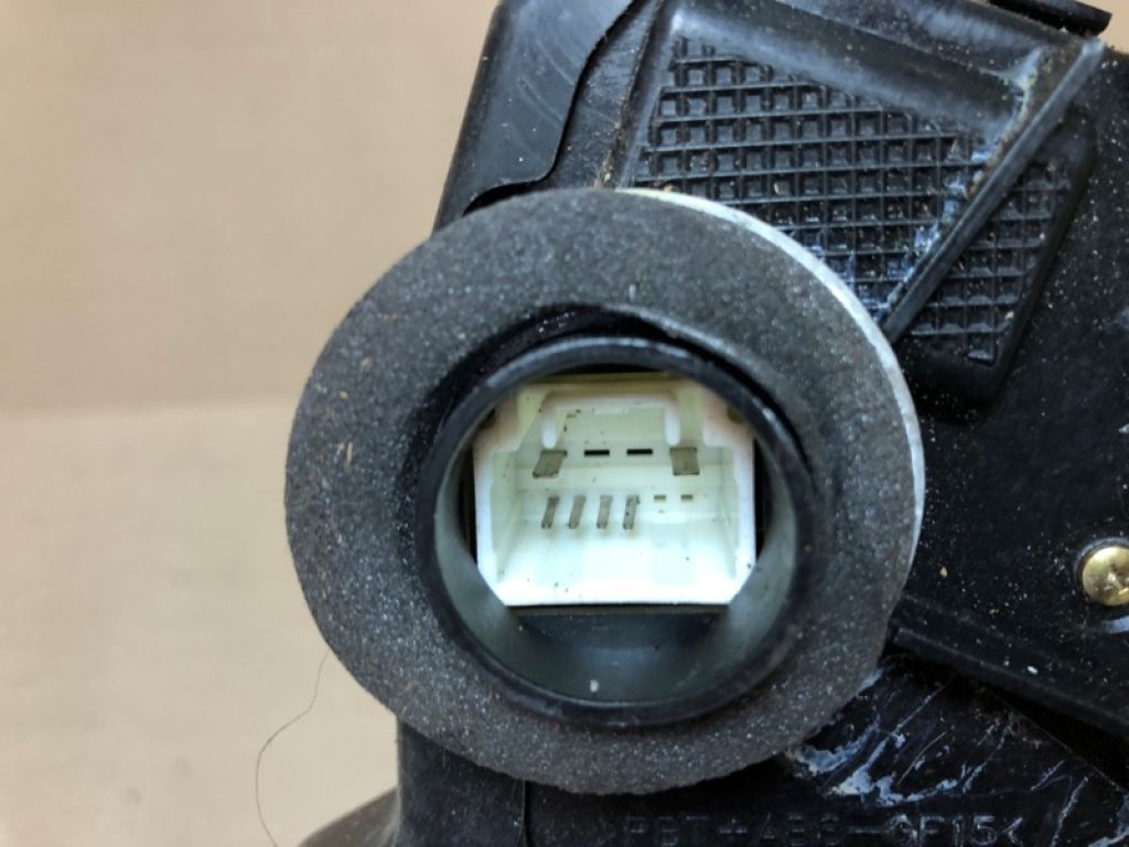 69040-AA050 | Замок двері передн. лів. TOYOTA CAMRY 30 02-06 - Фото 2