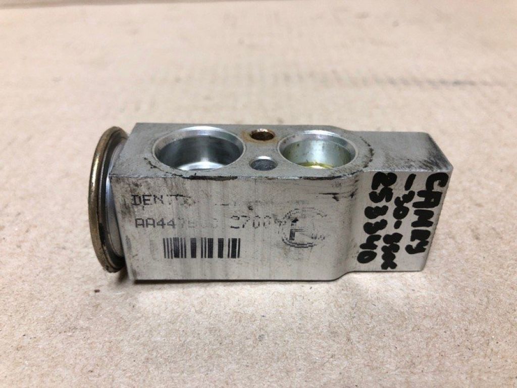 88515-07040 | Клапан кондиціонера TOYOTA CAMRY 30 02-06