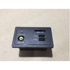 USB адаптер NISSAN PATHFINDER R52 12-21