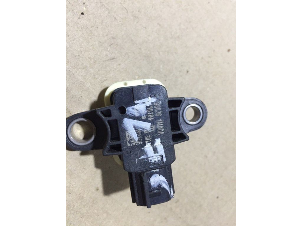 98836-3JA9A | Датчик удара передн. прав. NISSAN PATHFINDER R52 12-21 - Фото 4