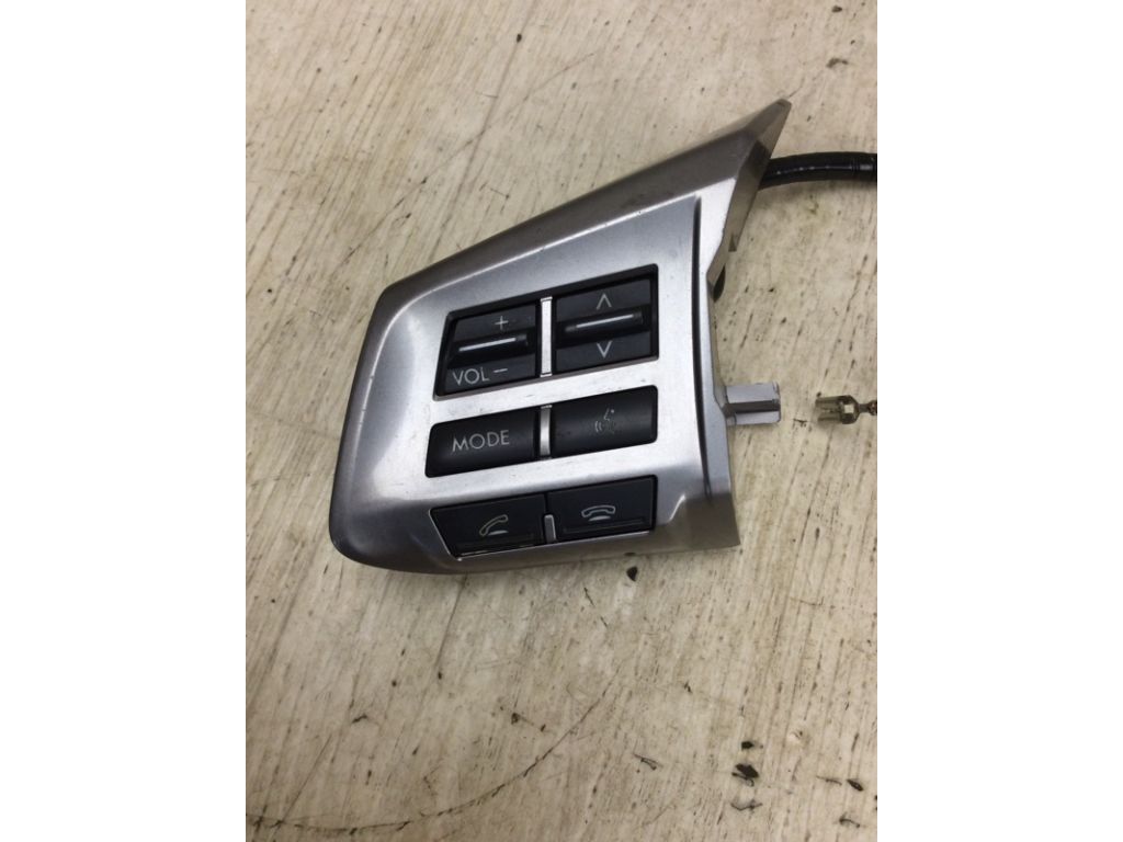 83154AJ180 | Кнопки руля SUBARU OUTBACK 09-14 BR - Фото 2
