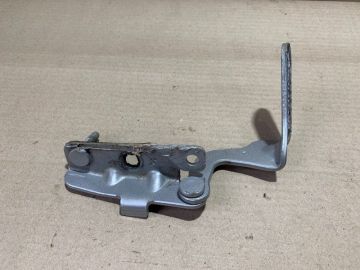 Петля крышки багажника прав. NISSAN PATHFINDER R52 12-21