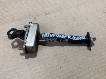 Обмежувач дверей передн. прав. NISSAN PATHFINDER R52 12-21