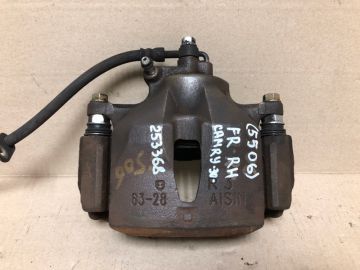 Суппорт тормозной передн. прав. TOYOTA CAMRY 30 02-06