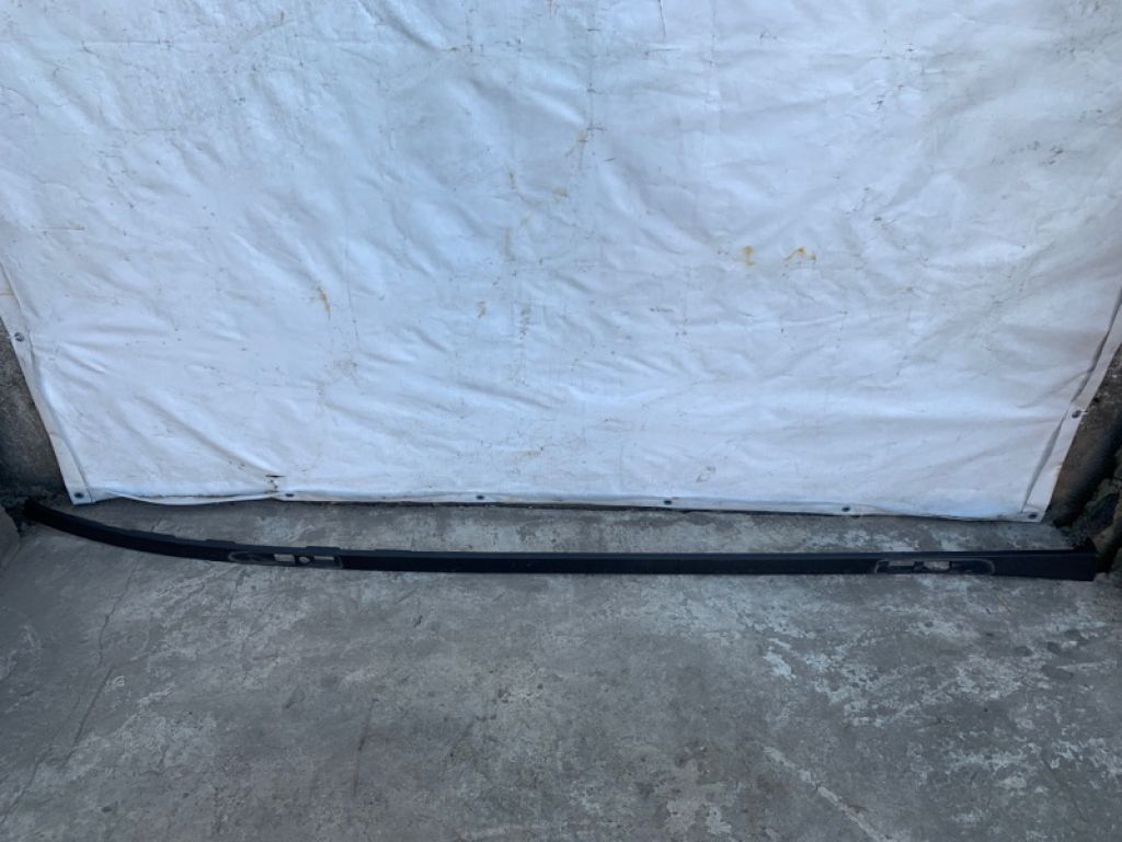 73852-9PA0A | Молдинг даху прав. NISSAN PATHFINDER R52 12-21