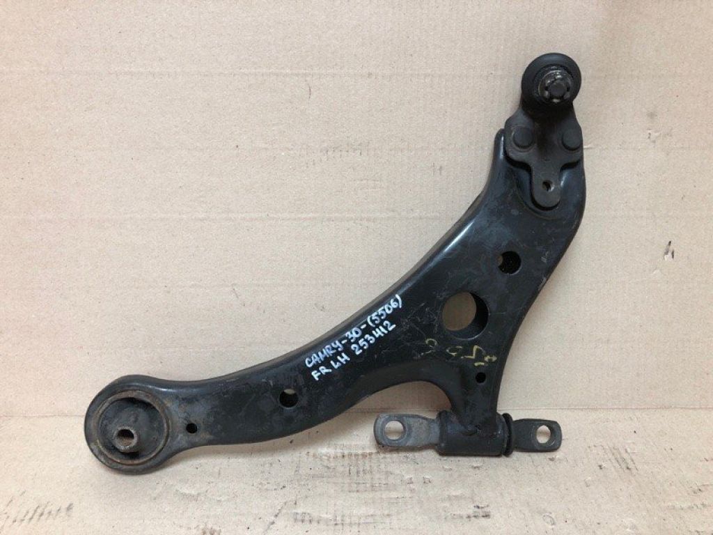 48069-06070 | Рычаг передней подвески нижний лев. TOYOTA CAMRY 30 02-06