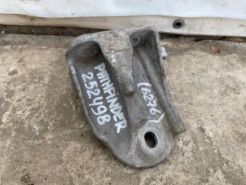 Кронштейн опоры двигателя передн. NISSAN PATHFINDER R52 12-21