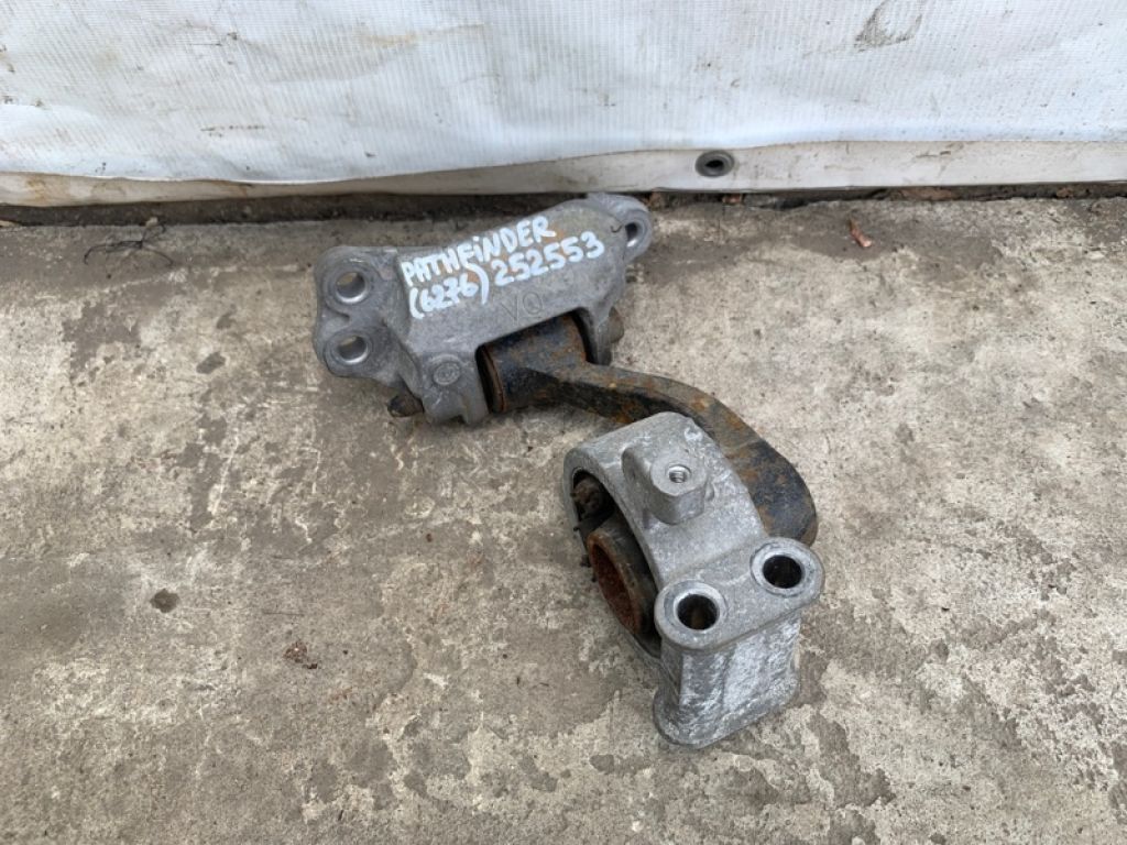 11360-4RA0A | Подушка двигуна задн. NISSAN PATHFINDER R52 12-21