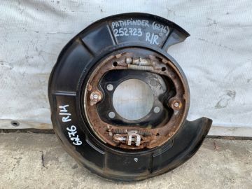 Тормозной механизм задн. прав. NISSAN PATHFINDER R52 12-21