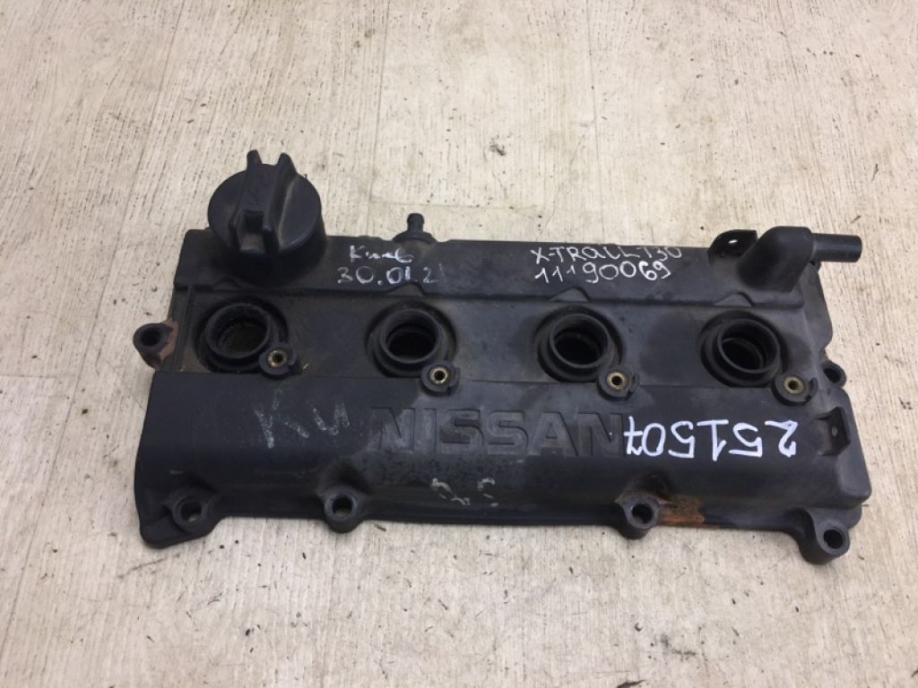13264-8H303 | Кришка клапанна NISSAN X-TRAIL T30 01-07