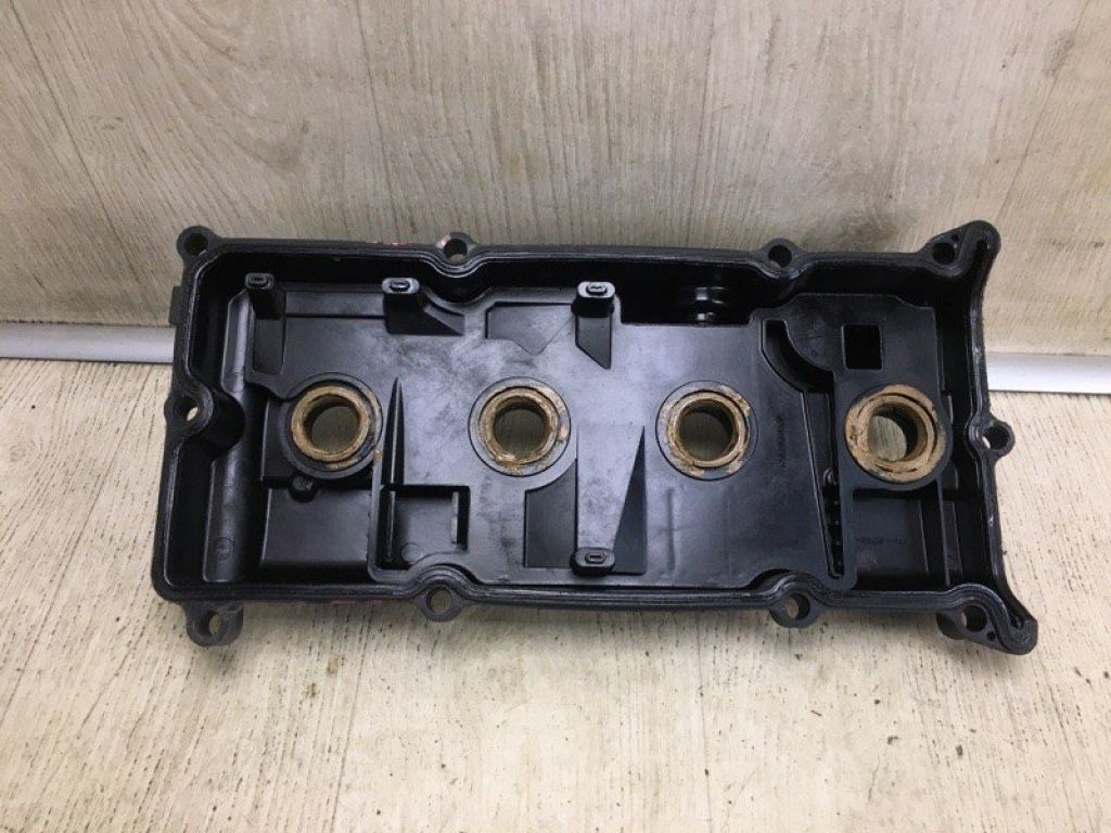 13264-8H303 | Кришка клапанна NISSAN X-TRAIL T30 01-07 - Фото 2