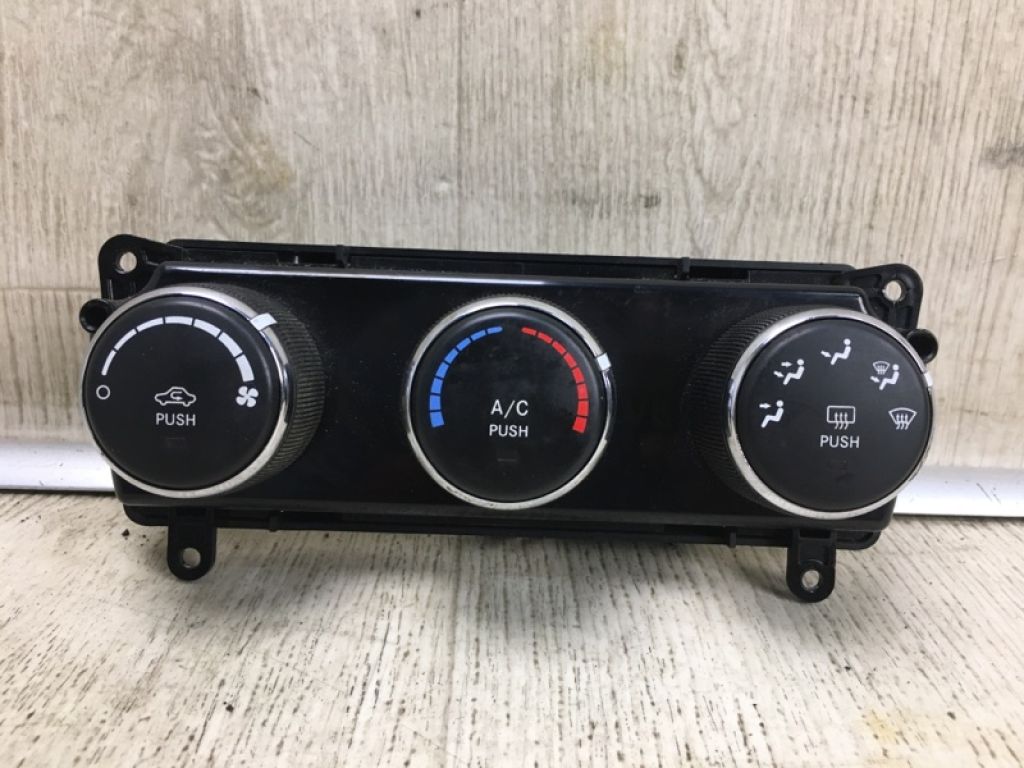 55111278AE | Блок керування піччю JEEP COMPASS 06-16