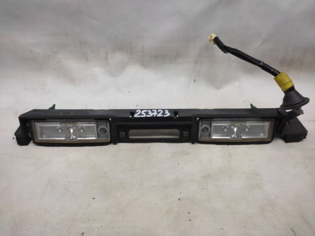 76809-50020 | Подсветка номера LEXUS LS460 06-12