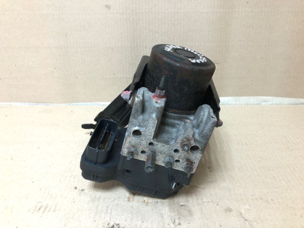 44050-33190 | Блок антиблокувальної системи TOYOTA SOLARA 03-09 - Фото 2