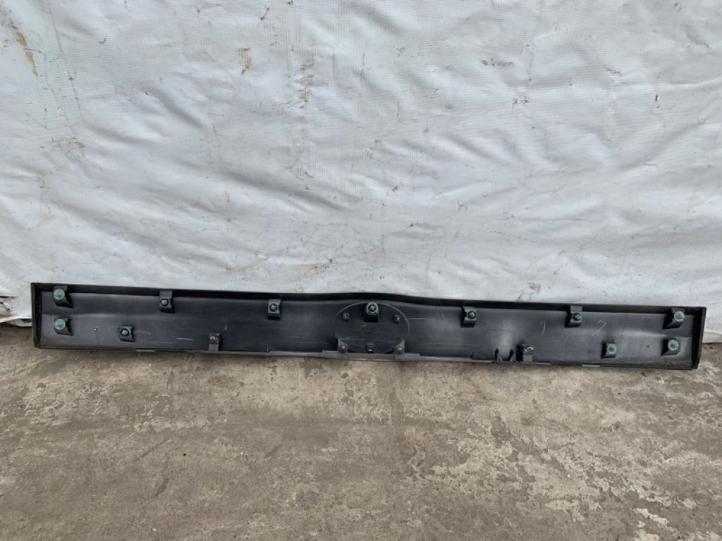 76801-47070-B0 | Панель подсветки номера TOYOTA PRIUS - 30 09-17 - Фото 3