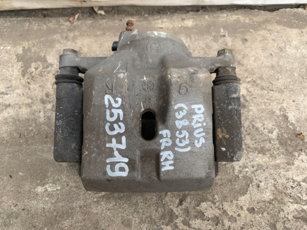 47730-47060 | Суппорт тормозной передн. прав. TOYOTA PRIUS - 30 09-17