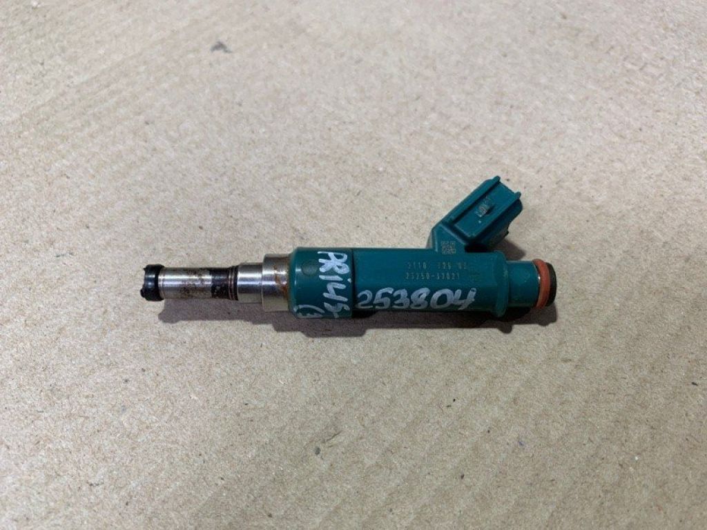 23209-39196 | Форсунка топливная TOYOTA PRIUS - 30 09-17