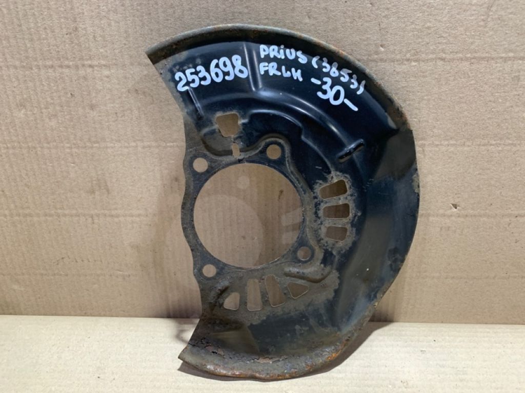 47782-47020 | Защита тормозного диска передн. лев. TOYOTA PRIUS - 30 09-17