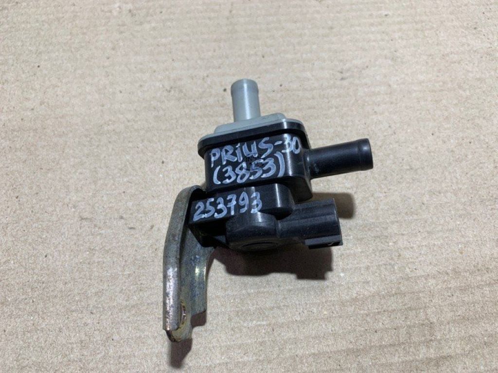 25860-37020 | Клапан електромагнітний (вакуумний) TOYOTA PRIUS - 30 09-17