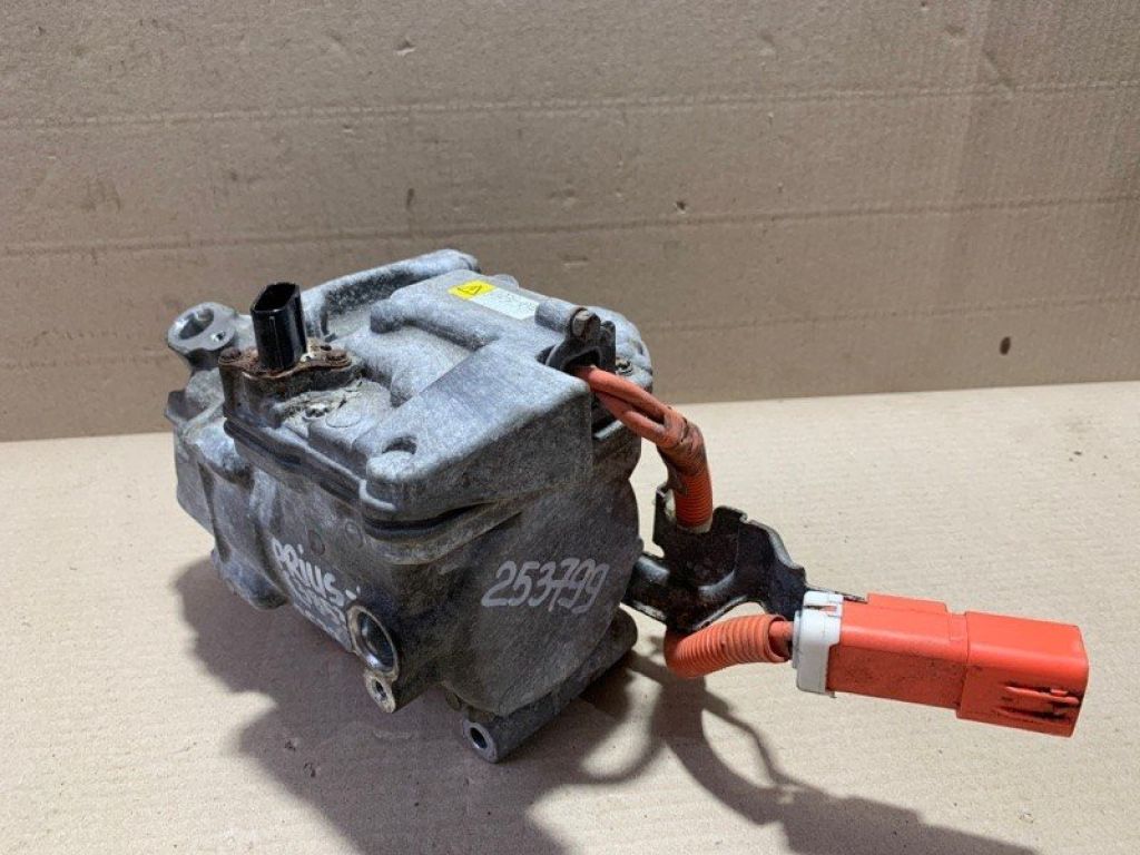 88370-47081 | Компресор кондиціонера TOYOTA PRIUS - 30 09-17 - Фото 6