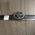 76801-33100 | Панель підсвічування номера TOYOTA CAMRY 40 06-11