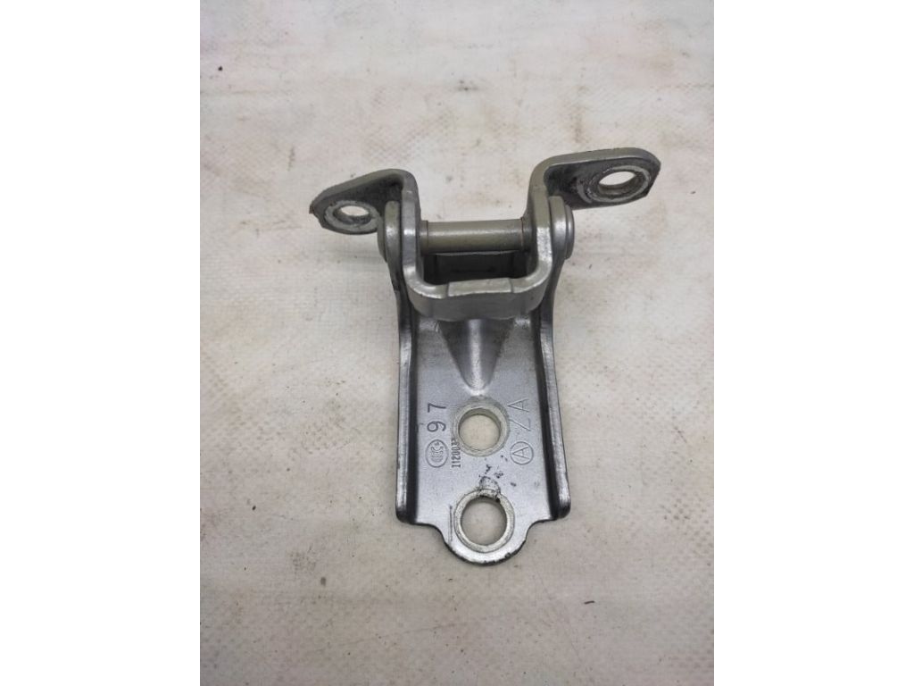 60470AG02A9P | Петля двері нижня задн. прав. SUBARU LEGACY 09-15 BM