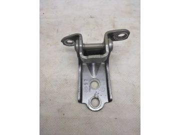 Петля двери нижняя задн. прав. SUBARU LEGACY 09-15 BM