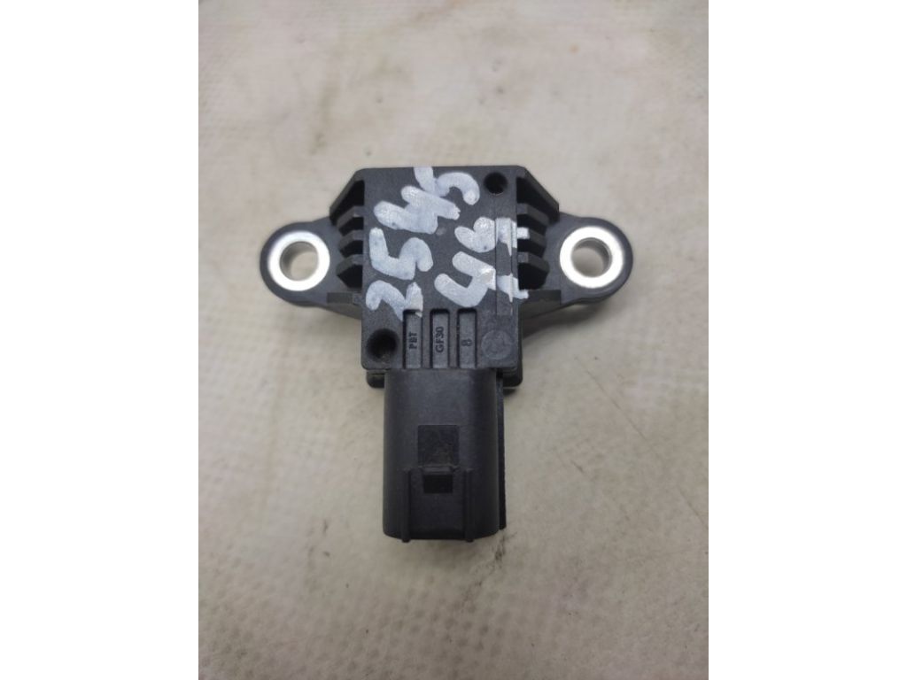 KD35-57-KC0 | Датчик удара передн. лев. MAZDA CX-5 (KE) 11-17