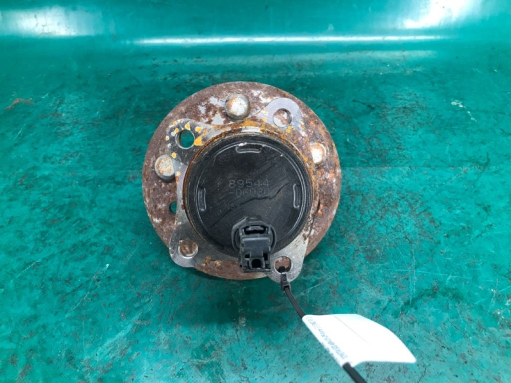 42460-06030 | Маточина колеса задн. лів. TOYOTA SOLARA 03-09 - Фото 4