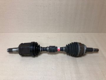 Привод передний лев. TOYOTA SOLARA 03-09