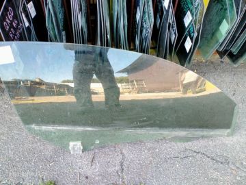 Скло дверей передн. прав. INFINITI G25/G35/G37/Q40 06-14