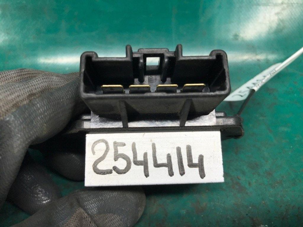 87165-13010 | Резистор печки LEXUS GX470 02-09 - Фото 5