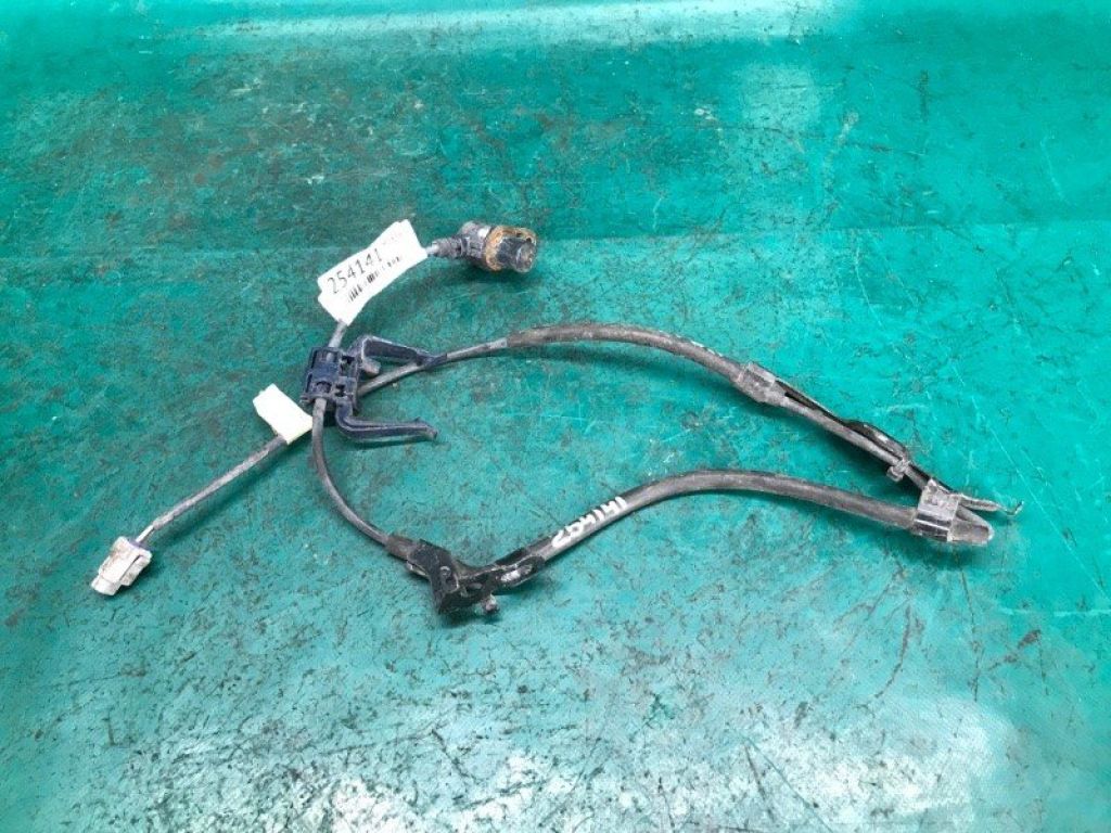 89543-06010 | Датчик ABS передн. лев. TOYOTA SOLARA 03-09