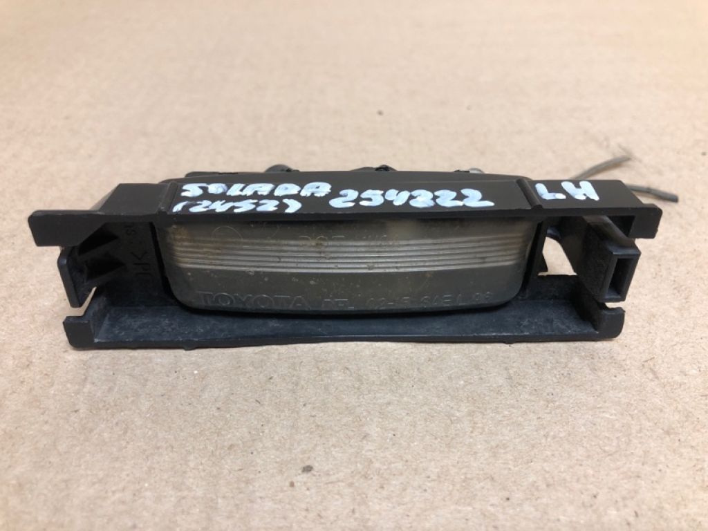 81691-02041 | Подсветка номера лев. TOYOTA SOLARA 03-09 - Фото 2