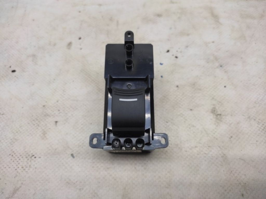 35770-TK4-A01 | Кнопка склопідіймача ACURA ILX 16-19