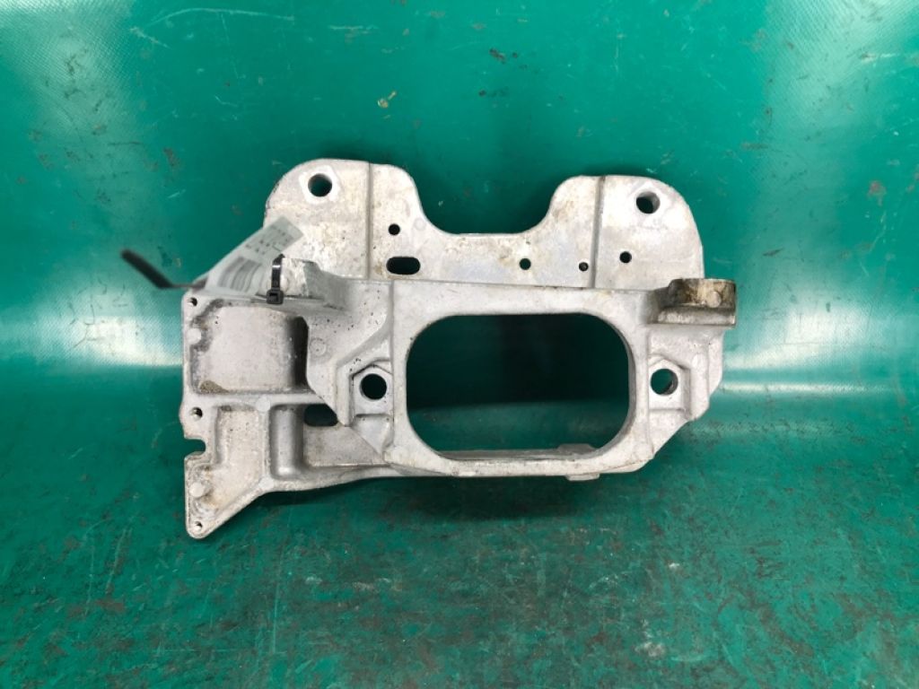11254-1KG0A | Кронштейн двигателя NISSAN SENTRA B17 12-21