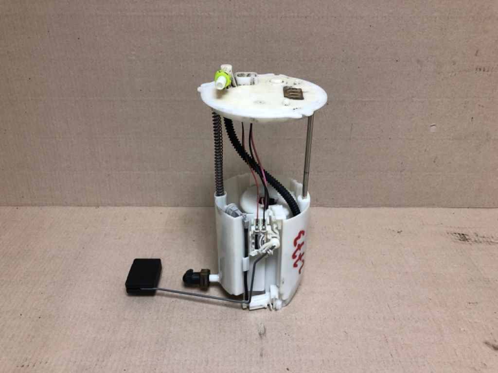 L555-13-35Z | паливний насос MAZDA CX-7 06-12